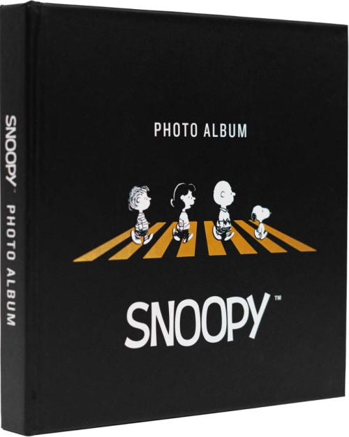 ALBUM DE FOTOS 16X16CM 22 PAGINAS AUTOADHESIVAS SNOOPY